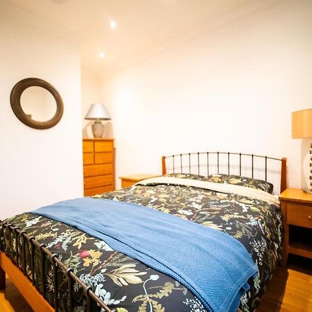 Stay With Serena Homes , One Bedroom Apartment Purley Esterno foto