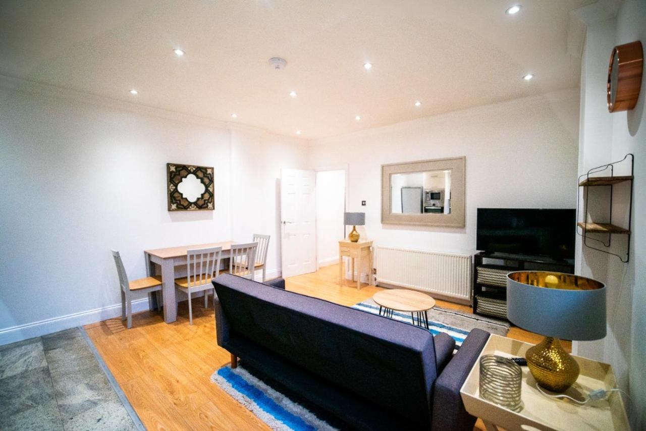 Stay With Serena Homes , One Bedroom Apartment Purley Esterno foto